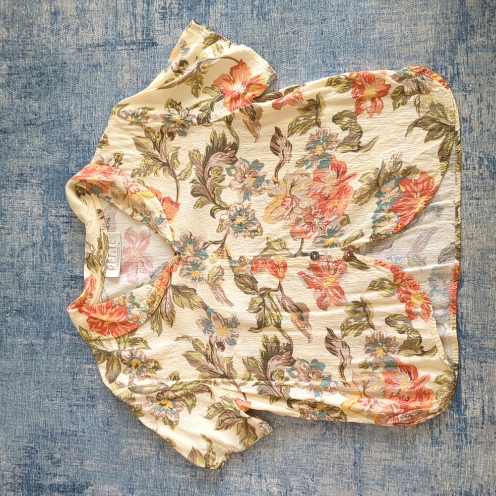 90s Vintage Floral Top